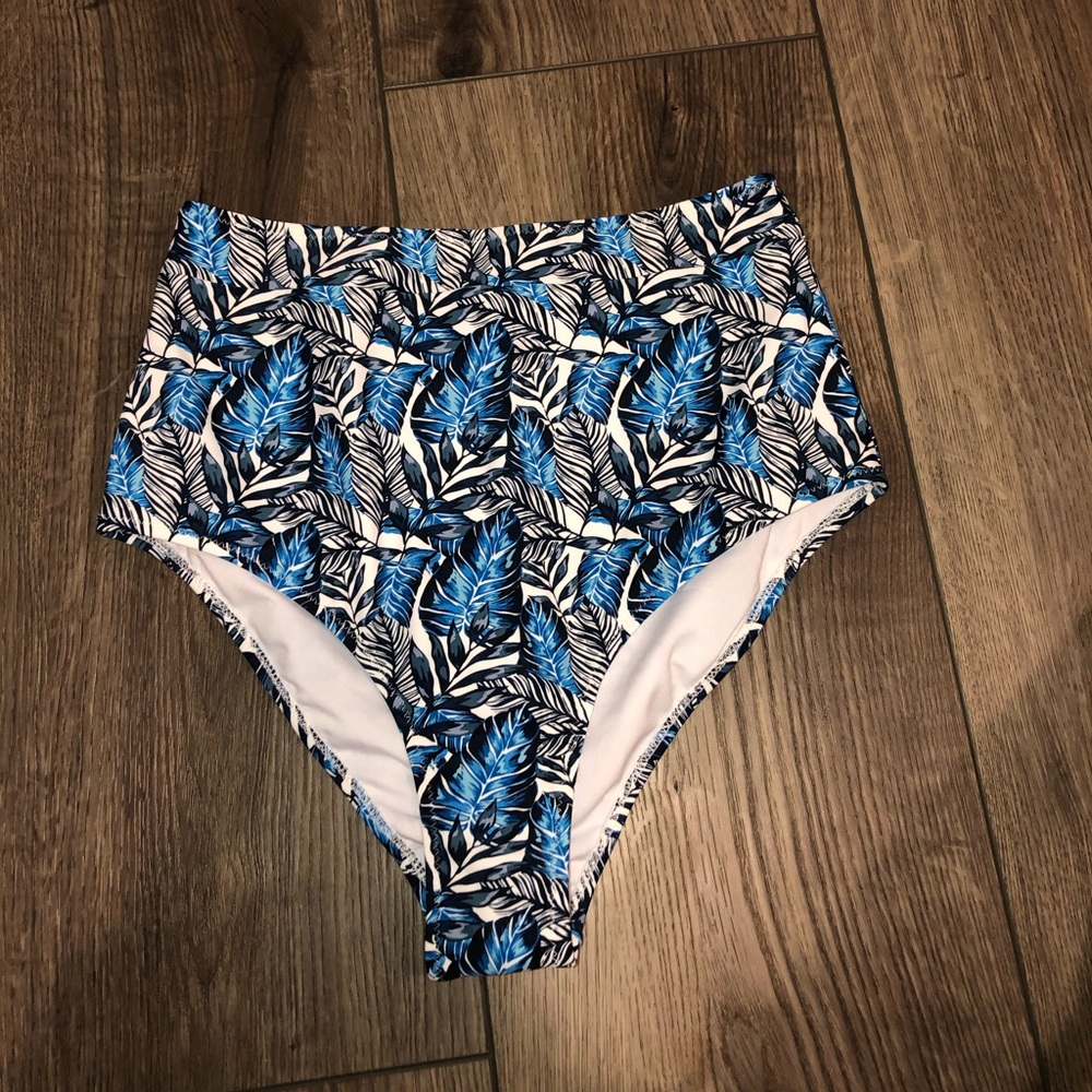 High-waisted Bikini Bottoms